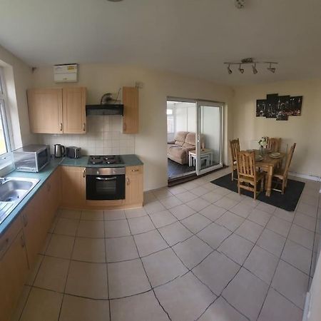 4 Bed Family Home With Secure Parking. Warwick Uni Coventry Eksteriør billede